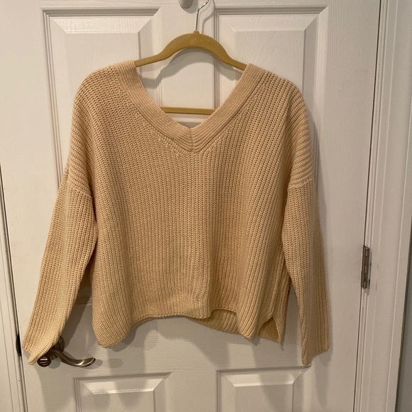 Oversized sweater with tie up detail - Picture 1 of 4